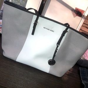 Michael Kors Oversized Tote